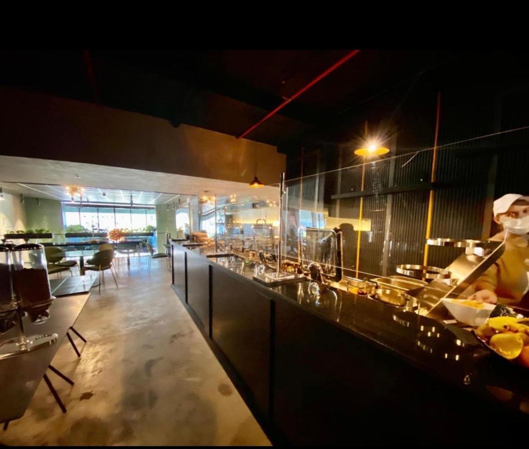 Royal Panorama Courtyard Batumi酒店 外观 照片